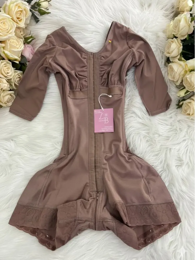 Faja LUNA, triconet de alta compresion tres nivles de broche, manga larga, pierna corta
