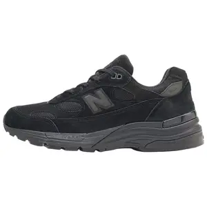 New Balance NB 992 Triple Black Low-Top Running Shoes for Men and Women with ENCAP and ABZORB SBS Technology Trending Shoes, House White Official Shoes to Get / Maison Mihara