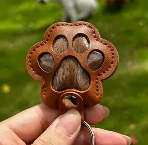 2pc Keepsake Pet Hair Collection Keychain Close to Pets, Storage Pet Hair Refill Keychain, Fashionable Women's Accessories, Unique Pet Exclusive Keychain, Perfect Gift Box for Cat and Dog Hair Collection