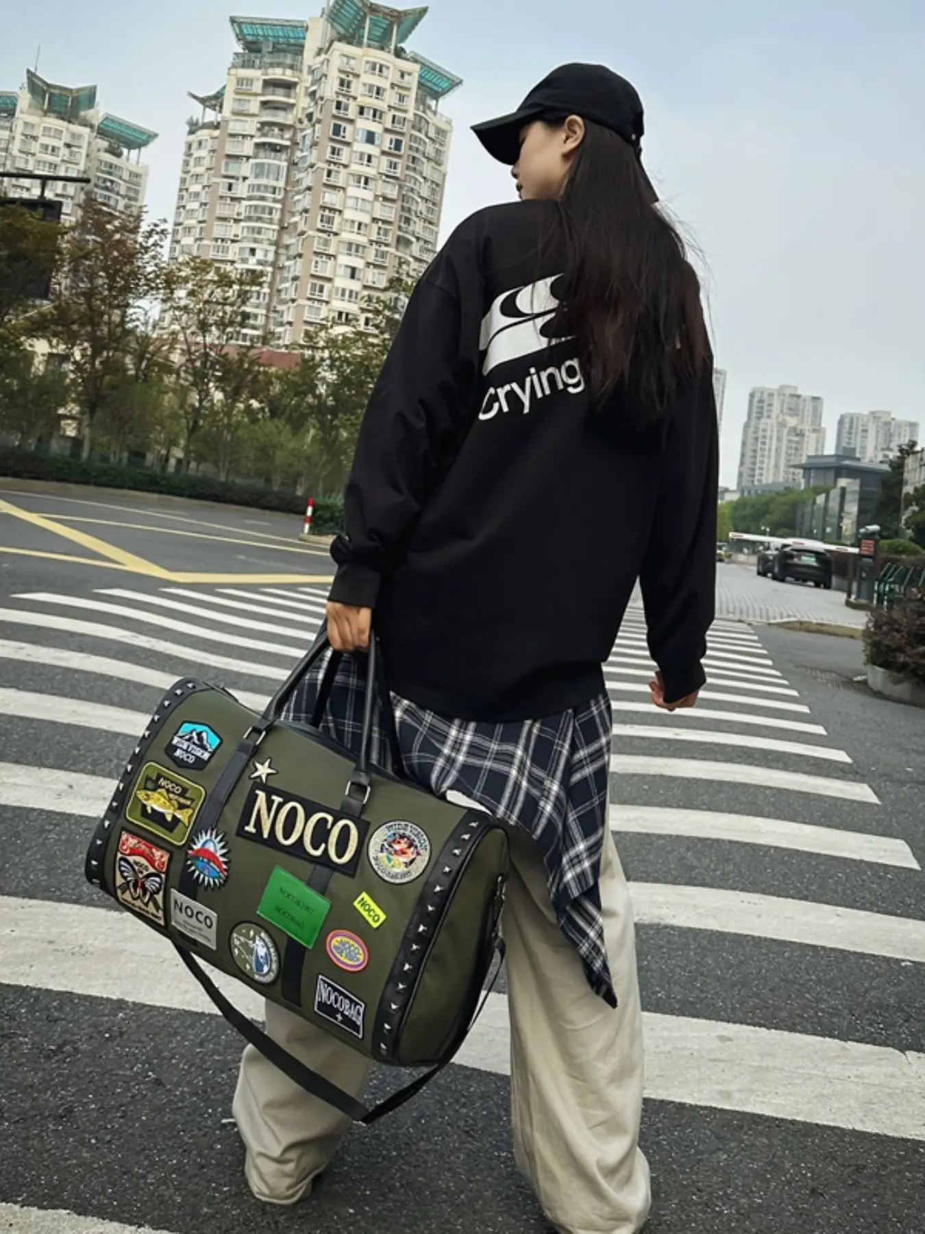 Y2K Retro Unisex Massive Duffle Bag - Oversized Airport Luggage