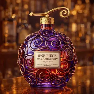 Unique Swirl Ball Whiskey Decanter, Creative Glass Liquor Bottle, Great Gift Choice, Home Bar Display, Ideal Gift for Him, Man Cave & Bar Ornament