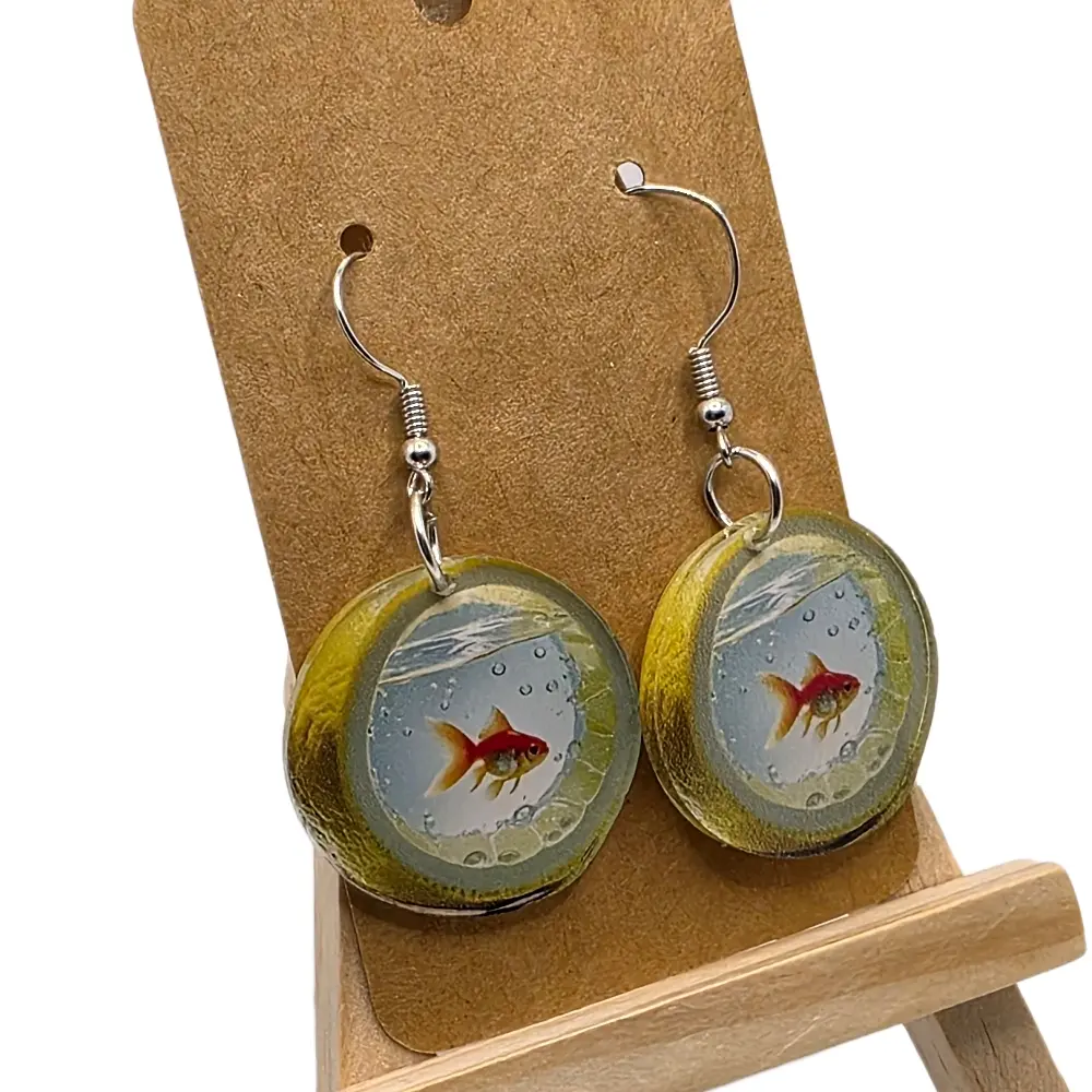 Flat Animal Costume Earrings, 2D Detailed Tank Design with Vibrant Green Background, Casual Stylish Hook Earrings for Elegant Accessory