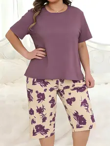 Elegant Plus Size Home Set for Spring & Fall, Round Neck Short Sleeve + Floral Print 7/8 Pants, Casual Loose Fit Comfortable Wear Pajama Set