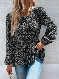A women's black background white floral puff sleeve long sleeve waist tie ruffled top retro commuter style thin chiffon blouse shirt, suitable for autumn and winter, suitable for daily commuting, coffee shop, weekend street wear, etc.