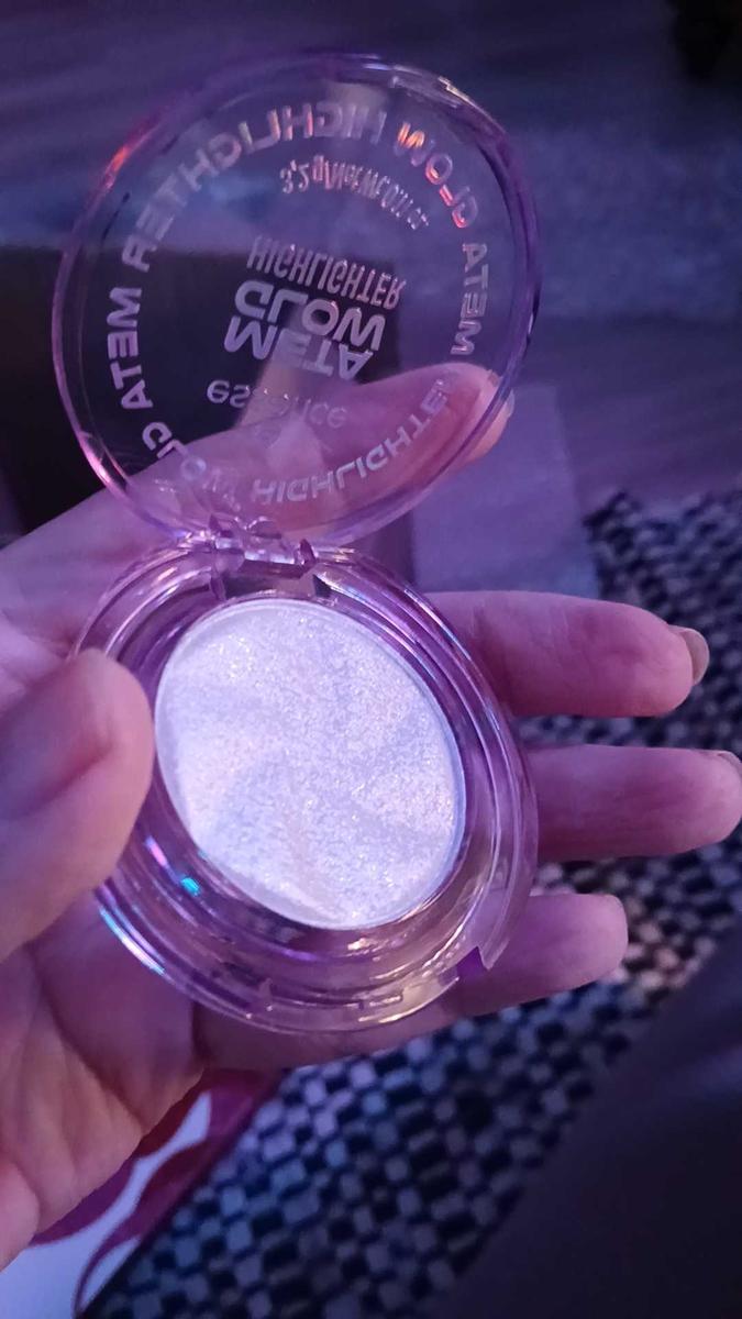 Item: META GLOW HIGHLIGHTER, vegan, cruelty-free, fragrance-free, oil-free