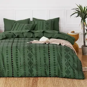 Western Comforter Set, Boho Southwestern Rustic Style with Striped Aztec Multi-Geometric Pattern, Soft Lightweight Bedding, 3 Pieces, Dark Olive Green, Kin
