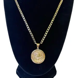 Cadena cubana de size 24 con 4mm de grosor y dije de la caridad del cobre