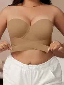 Plus Size Women's underwire bandeau bra, with front closure Buckle, providing comfortable support and lift, and featuring detachable straps for everyday comfortable wear.