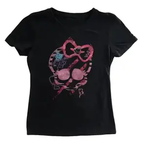 Cute Bow Skull Star Girl Baby Tee, Y2k Clothes, Women Kawaii Female Clothing Woman Baby Tee, Gothic Emo 2000s Tops, Goth Crop Top, Women Kpop Shirt, Downtown Girl Baby Tee, Gift For Her, Outfits