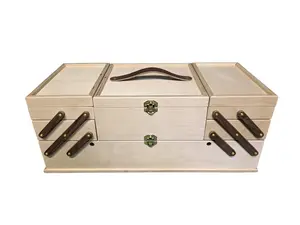 Twisted Feather's "Mackenzie" Portable Fly-Tying Chest