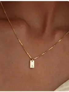 Unisex Letter Detail Pendant Necklace - Classic Square Pendant with Box Chain for Everyday Casual Jewelry Accessory, Initial Letter Necklace