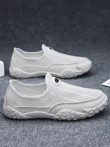 2026 Summer New Men's Hiking Shoes, Breathable Mesh, Slip-On, Lightweight, Non-Slip Sole, Outdoor Waterproof Casual Shoes