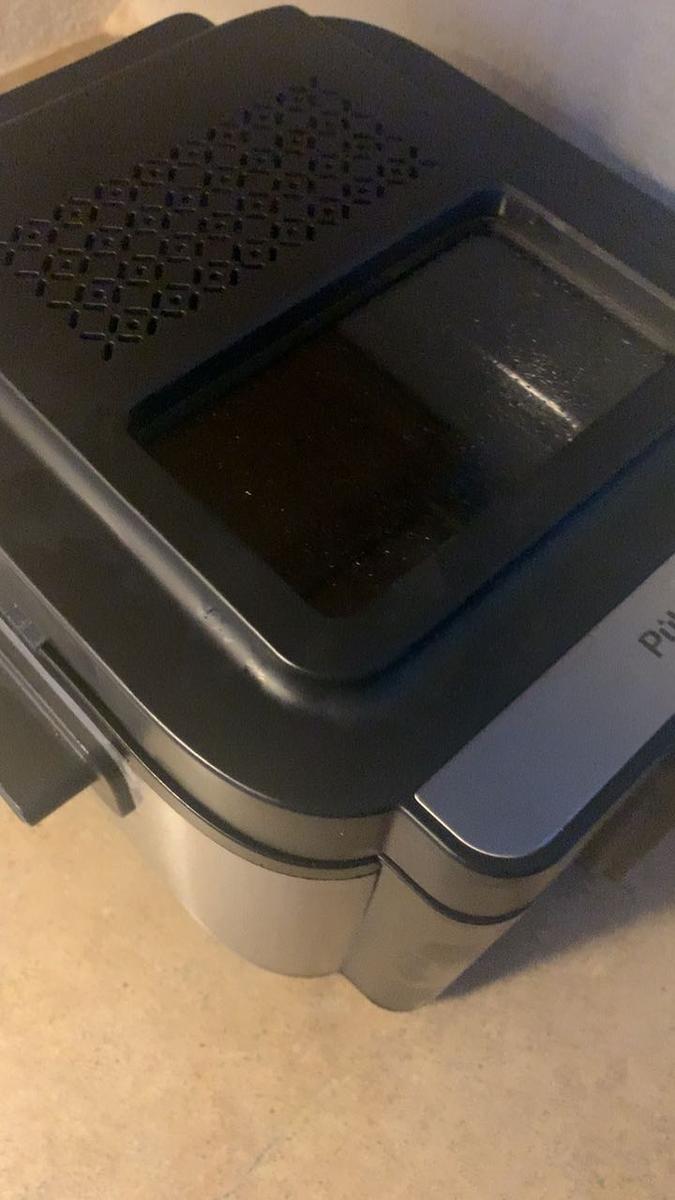 Item: 2.5 liter electric fryer