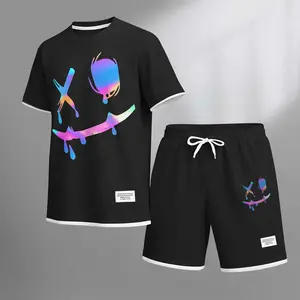 Men's Gradient Emoticons Print Drawstring Shorts Set For Spring/Summer. A Casual Summer Outfit, Including A Short-Sleeved Shirt And Shorts, Suitable For Everyday Wear And Sports. A Two-Piece Set For A Relaxed And Energetic Lifestyle.