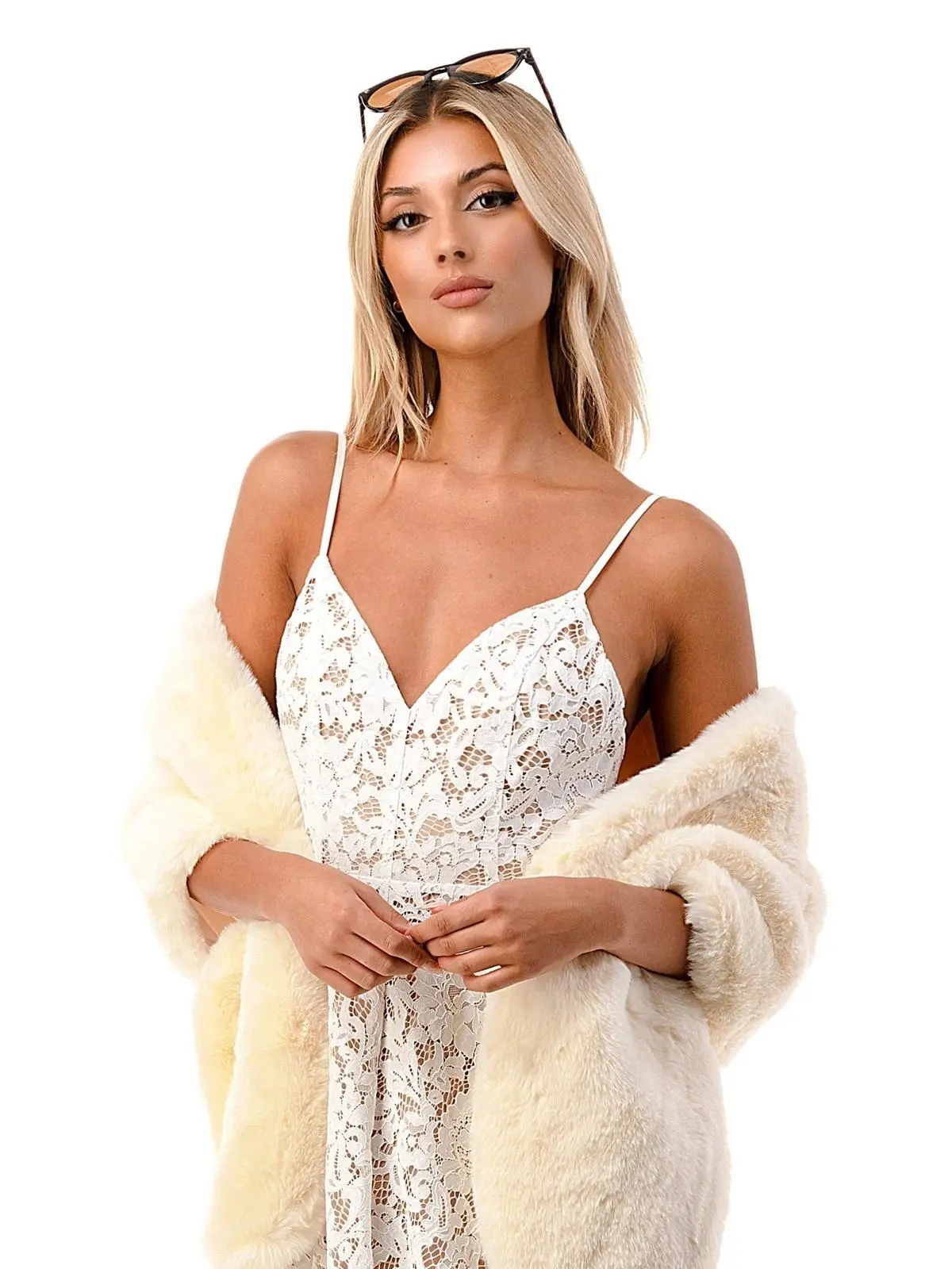 Faux Fur Cape Shrug Shawl Beige - Soft and Elegant Design for Versatile Wear, Ideal for Winter, Hand Wash Only