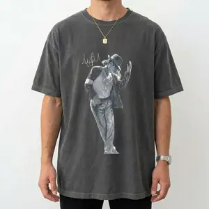 Michael Jackson Graphic Tee, Iconic Dance Move T-shirt, Vintage Style, Retro Music Shirt, Unisex Fashion, Perfect for MJ Fans