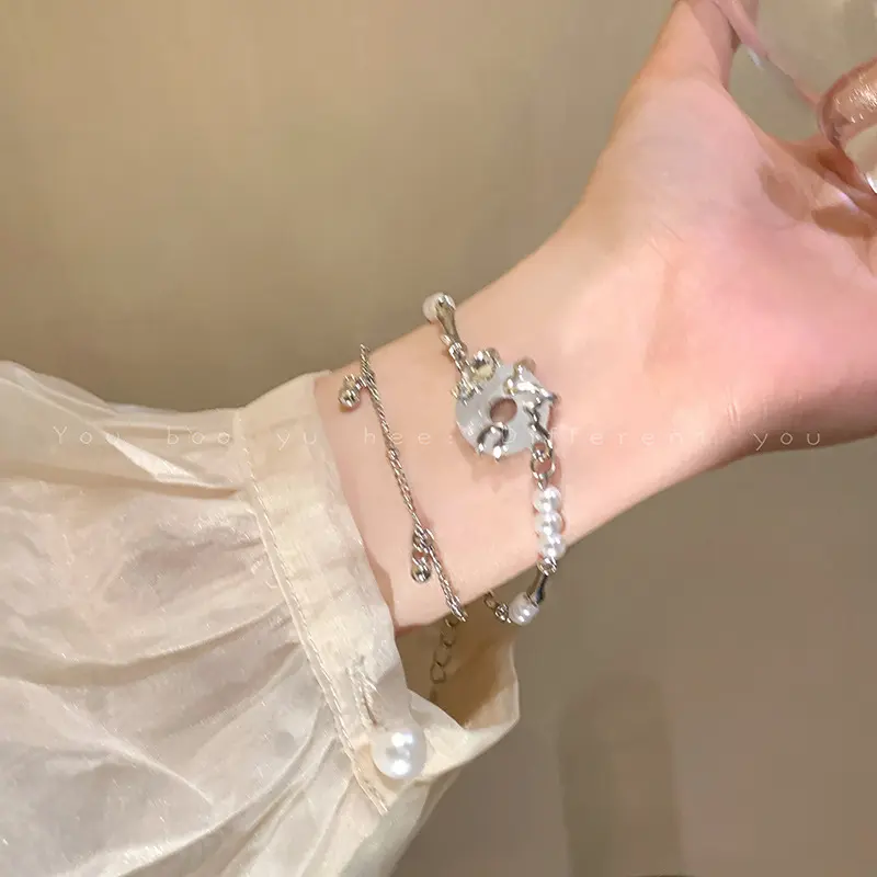 22016  Ping An Buckle Pearl   Nafu