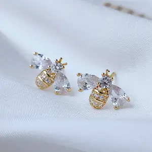 Temperament Cubic Zirconia Insect Bee Stud Earrings for Women Delicate Animal Crystal Earrings Jewelry Brincos