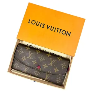 Pre-owned Louis Vuitton leather Clutches & Wristlets Wallet, Luxury Clutch & Wristlet for Bag Collectors