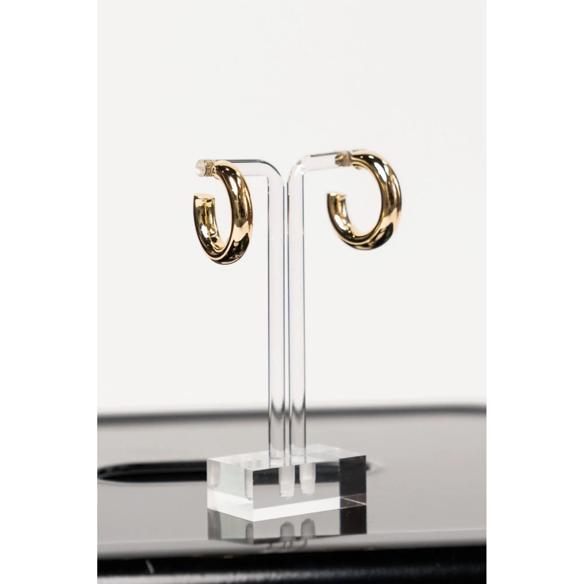 Stella Large Hoops - FINAL SALE Stella Large Hoops - FINAL SALE