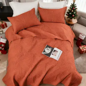 Quilt Set Bedspreads Soft Bed Winter Quilt Lightweight Microfiber Bedspread Modern Style Leaf Pattern Coverlet for All Season Keep Warm 3pcs 1 Quilt 2 Pillow Shams