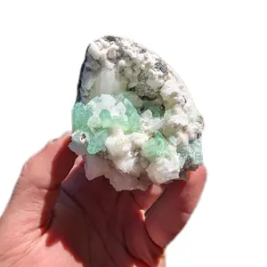 apophyllite green