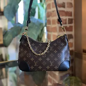 Pre-owned Louis Vuitton canvas Crossbody Bags Boulogne PM Noir Monogram Shoulder Bag