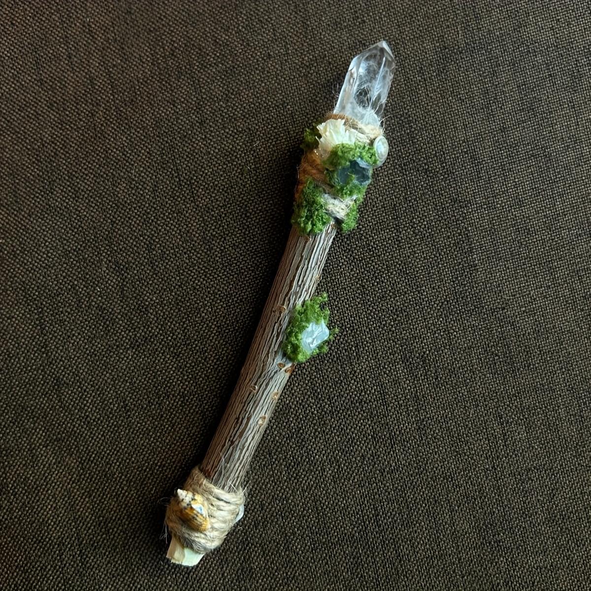 1/2 piece white crystal magic wand, crystal magic wand, crystal scepter suitable for witches, magic enthusiasts, used for Halloween, cosplay, and stage performances — elegant witch wand, home decoration, ideal gift 1/2 piece white crystal magic wand, crystal magic wand, crystal scepter suitable for witches, magic enthusiasts, used for Halloween, cosplay, and stage performances — elegant witch wand, home decoration, ideal gift