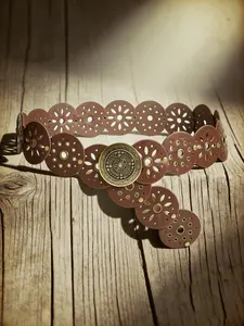 Men's Coffee Patchwork Wide Belt, Western Vintage Bohemian Style Rhombic Cutout Rivet Decorative Belt, Casual Fashion Accessory, Boho Style Belt, Western Belts, Rivet Decorated Belt, Trendy Belt, Design Belt