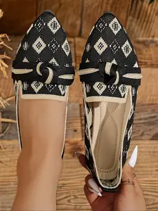 Women's Fashionable Slip-On Round-Toe Flats Shoes, Elegant Breathable Patchwork Design, Perfect for Spring & Fall Daily Wear