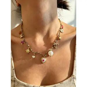 Peri'sbox Women's Imitation Pearl Enamel Acrylic Pendant Dangling Charm Necklace, Personalized Creative Collarbone Chain Costume Jewelry, Dangling Charm Necklaces
