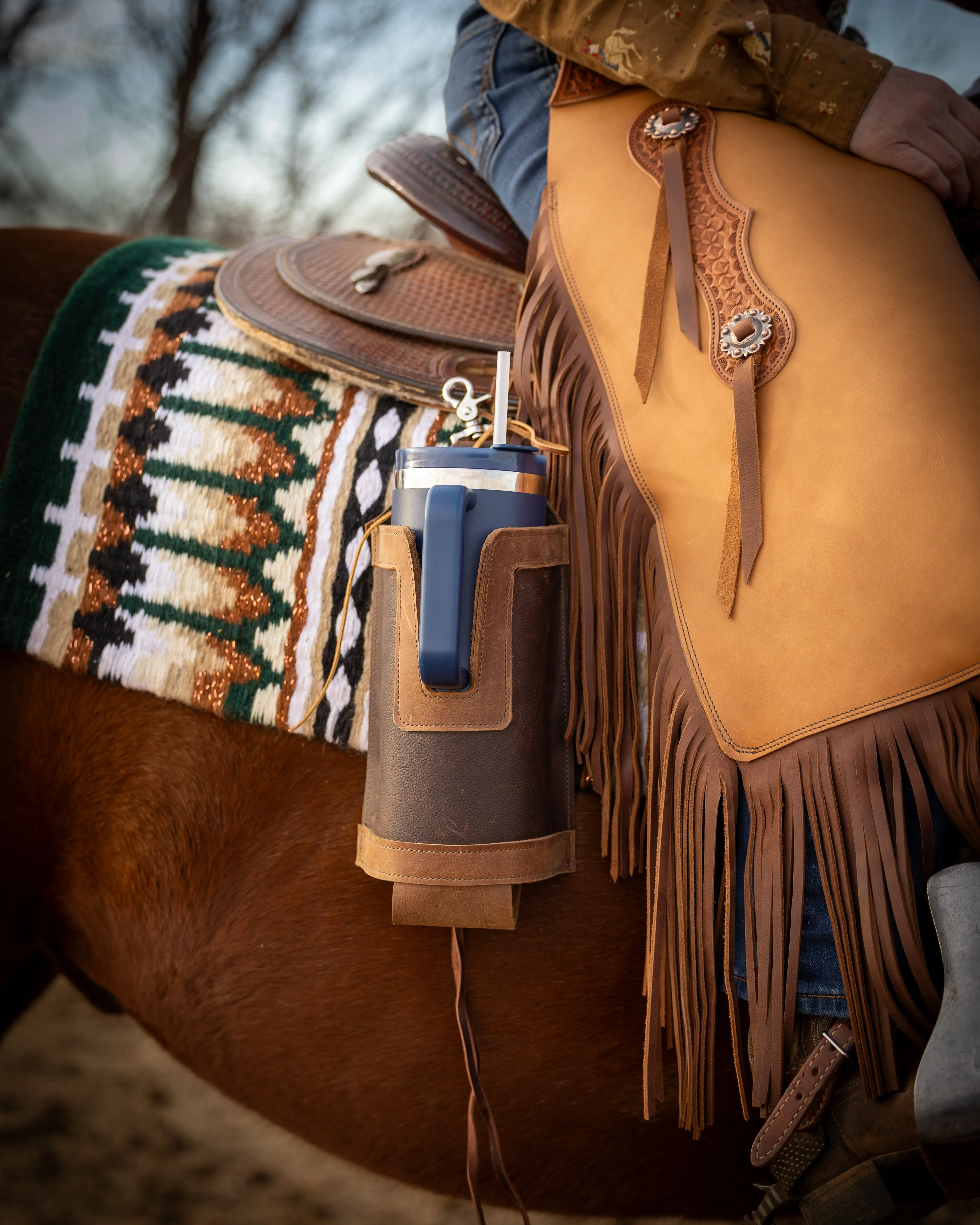 40 Oz Handle Saddle Water Bottle Holders - Back Cinch