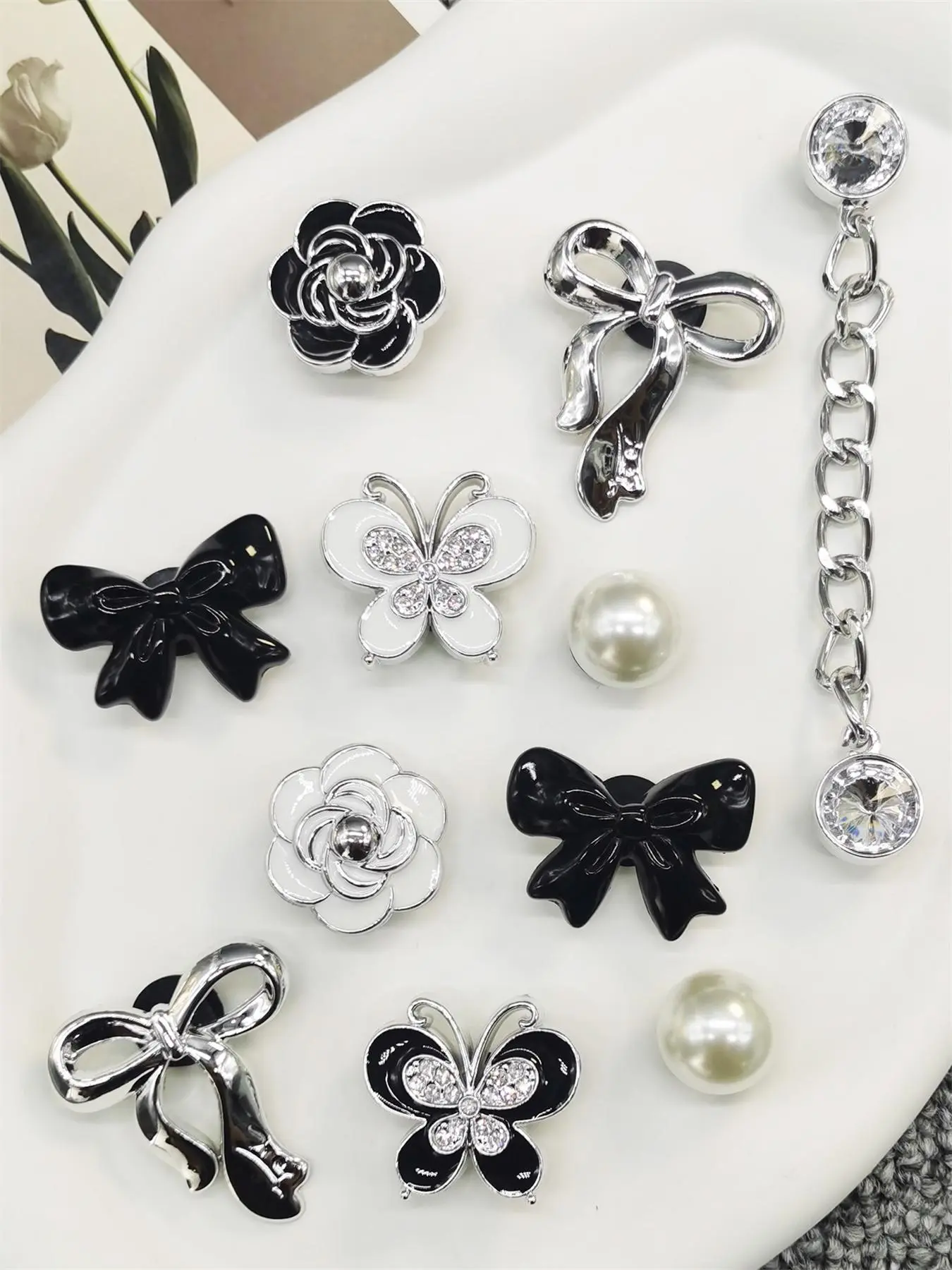 11PCS Black Silver Bowknot ABS Shoe Charms, Bling Shoe Charms Set, DIY Chains Decorations Rhinestone Butterfly Clog Shoes Accessories Flower Shoe Clips Fit Women Adult Bubble Slides Slippers Sandals Garden Shoes Xmas Halloween Birthday Party Decor Gifts