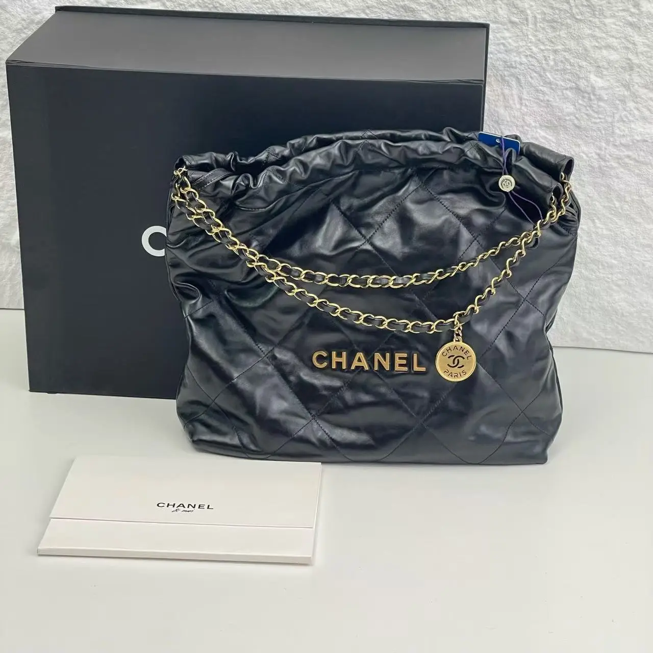 Pre-owned CHANEL Shoulder Bags 2218