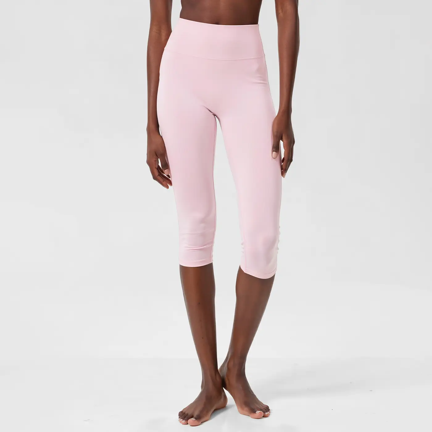 Runana Women’s Light Pink High-Waisted Seamless 3/4 Yoga Leggings – Tummy Control, Peach Butt Shaping, Tight Fit, Cycling Mid-Thigh Length