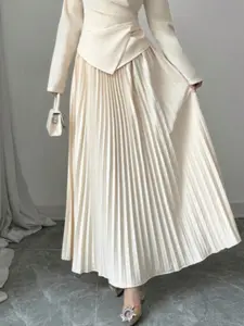 Privé Women's Woven Solid Pleated Skirt, Elegant Fashion for Casual and Formal Occasions, A-Line Design for All-Day Comfort