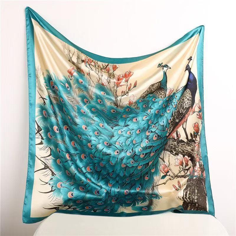 Women’s faux silk scarf/headscarf with peacock print; beach headscarf; soft and elegant; suitable for all seasons; multifunctional large square headscarf (90 cm × 90 cm); a perfect accessory—ideal as a headscarf or headband, especially for enhancing overa