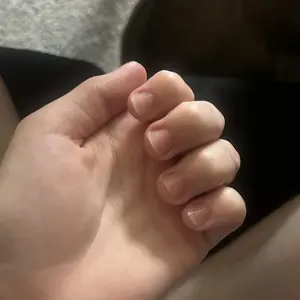 Product Review of Radiant Cosmetics Nail Growth Oil - 100% Organic, Moisturizing, Growth, Strengthening, and Brightening Formula with Vitamins and Fatty Acids for Overall Nail Health from K**t