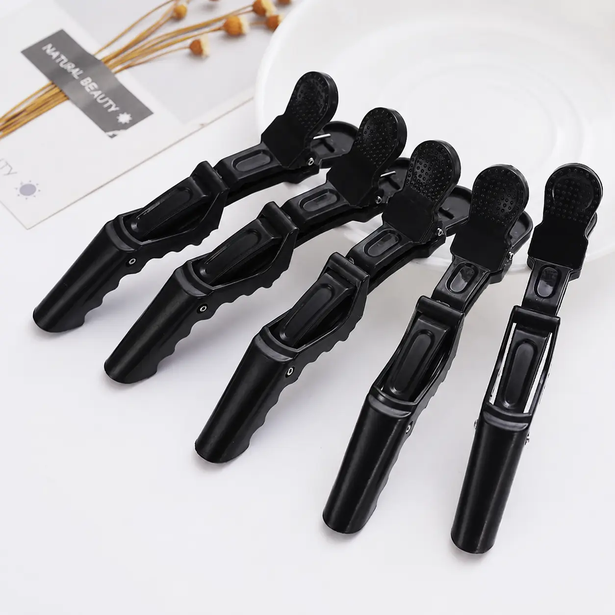 5 Pack Hair Clips for Women, Large Sectioning Hair Clips, Black & White Color Options, Non Slip Styling Clips for Blow Drying, Makeup, Salon Use
