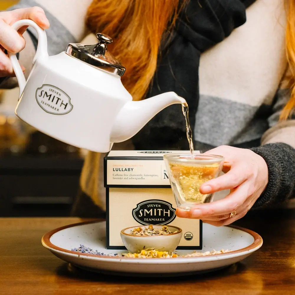 Smith Teamaker Lullaby No. 40 Caffeine-Free Herbal Tea | 1 Carton, 15 Sachets