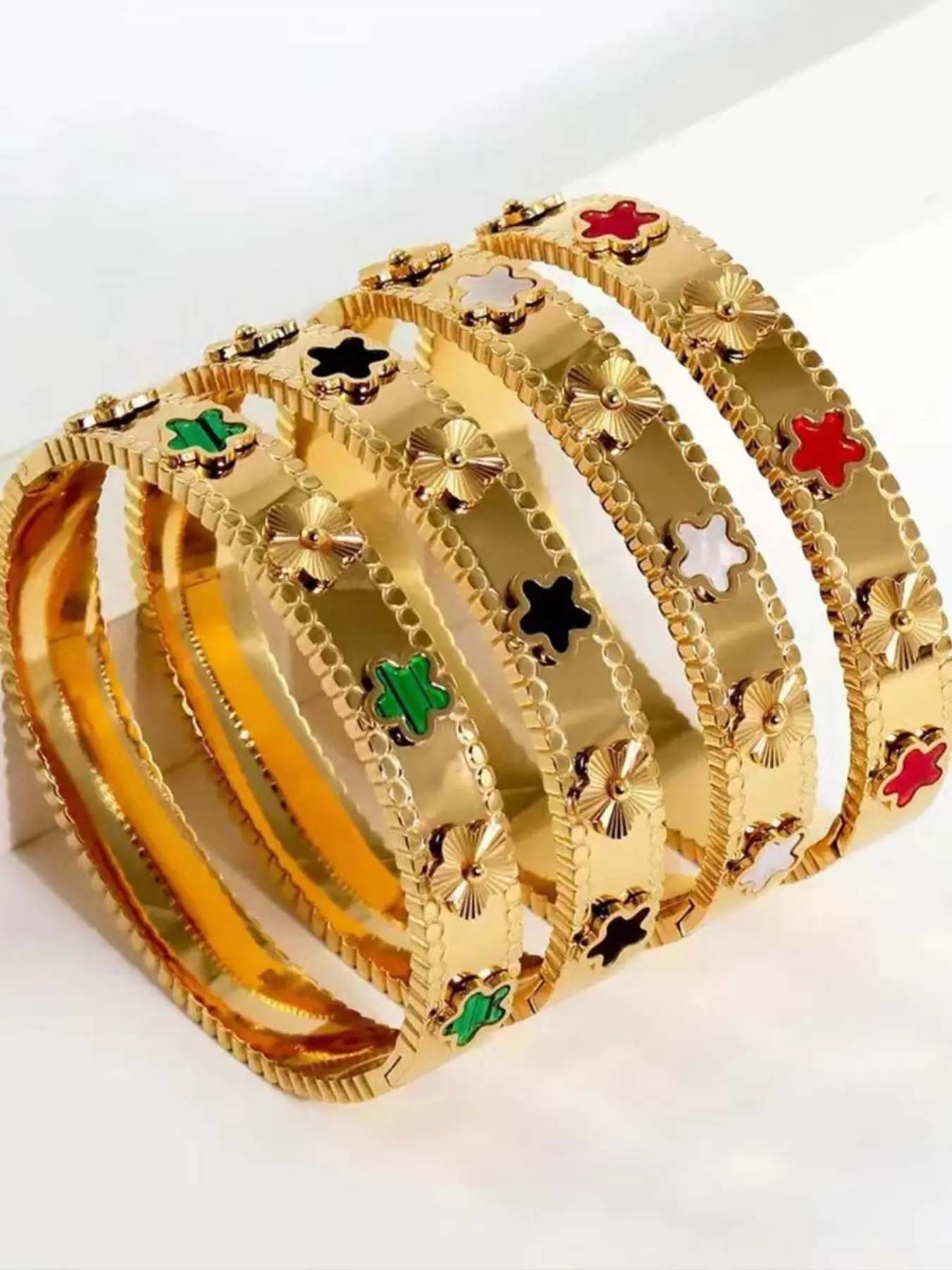 Flower Chain High Quality Bracelet, Elegant Style with Adjustable Lightweight Design, Perfect Gift for Her