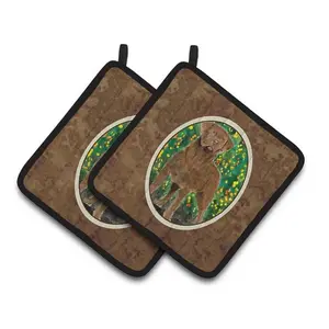 Carolines Treasures  Chesapeake Bay Retriever Pair of Pot Holders, 7.5 x 3 x 7.5 in.