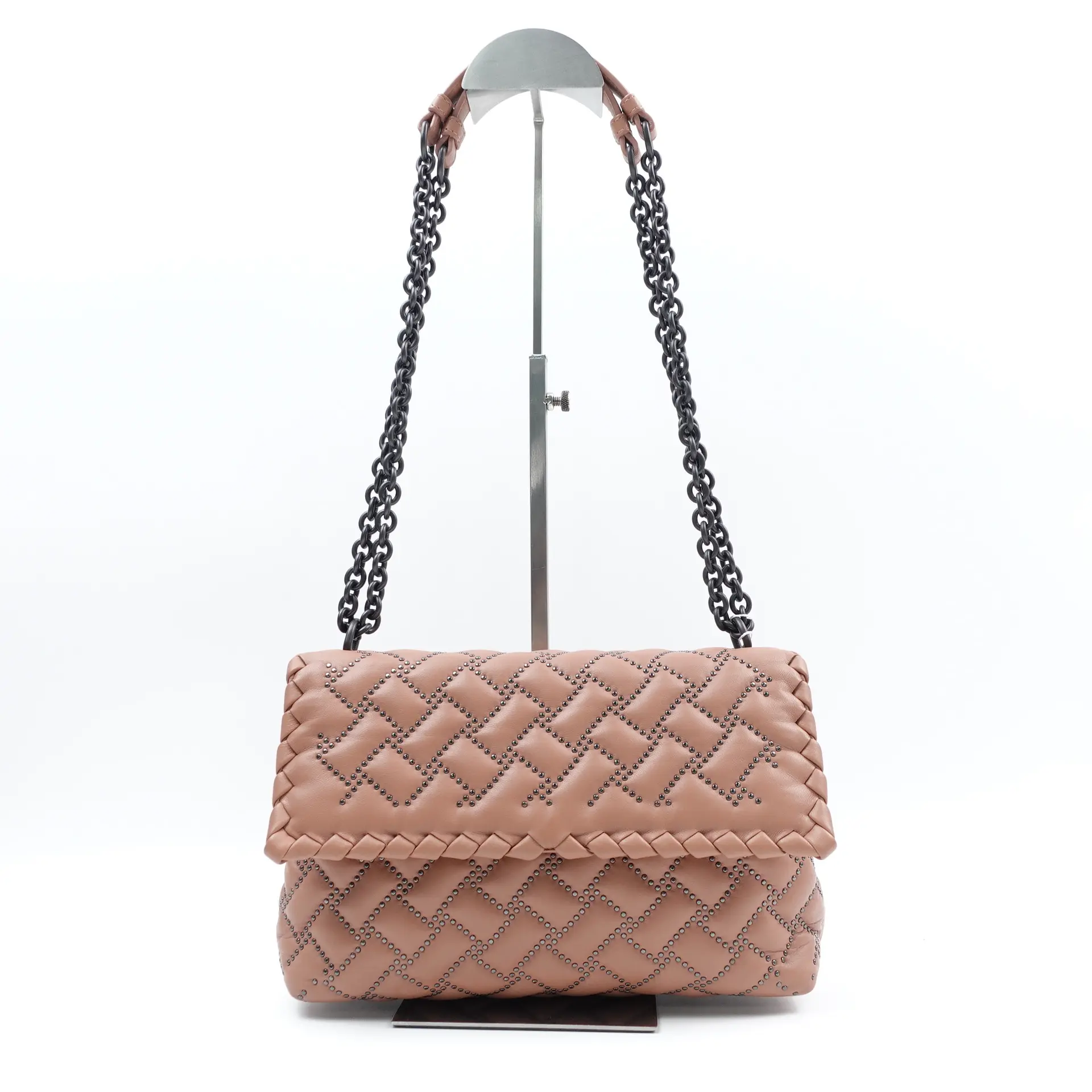 Pre-owned BOTTEGA VENETA Lambskin Shoulder Bags Teatro Olimpico Pink Shoulder Bag T10397779