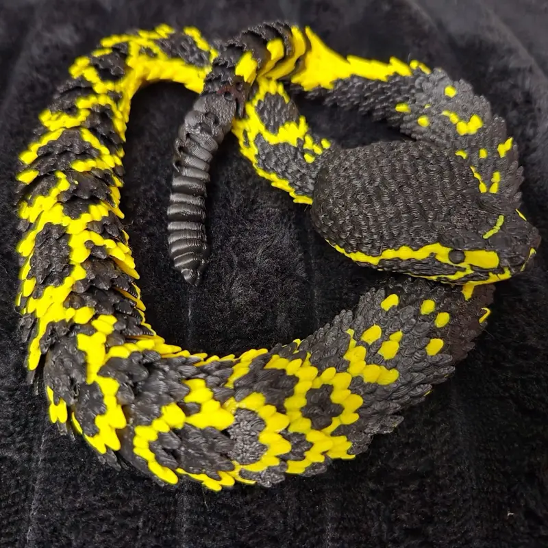 Articulated Stress Snake Collectible Figure, Unique Gifts, Mini Gifts for Birthdays, Approximately 6 cm Tall Classic Novelty Toy Animal