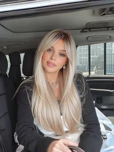 24-Inch Gradient Light Gold Long Straight Wig with Fringe Made of Heat-Resistant Fibers, Natural and Realistic, Suitable for Daily Use