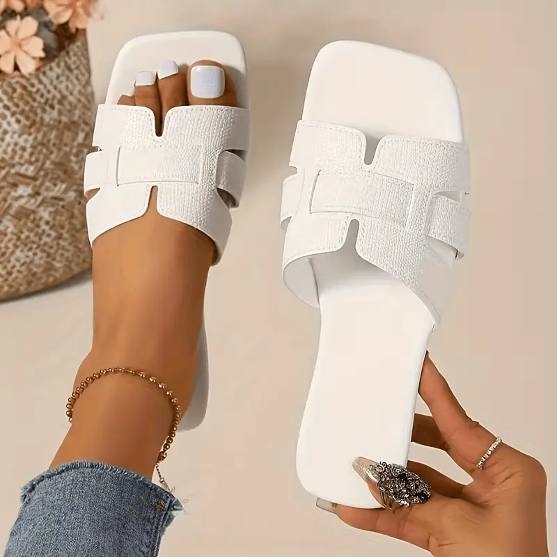 Women Chic Comfy Flat Sandals Japanese Korean Fashion Outdoor Beach Sandals for Relaxation and Fun