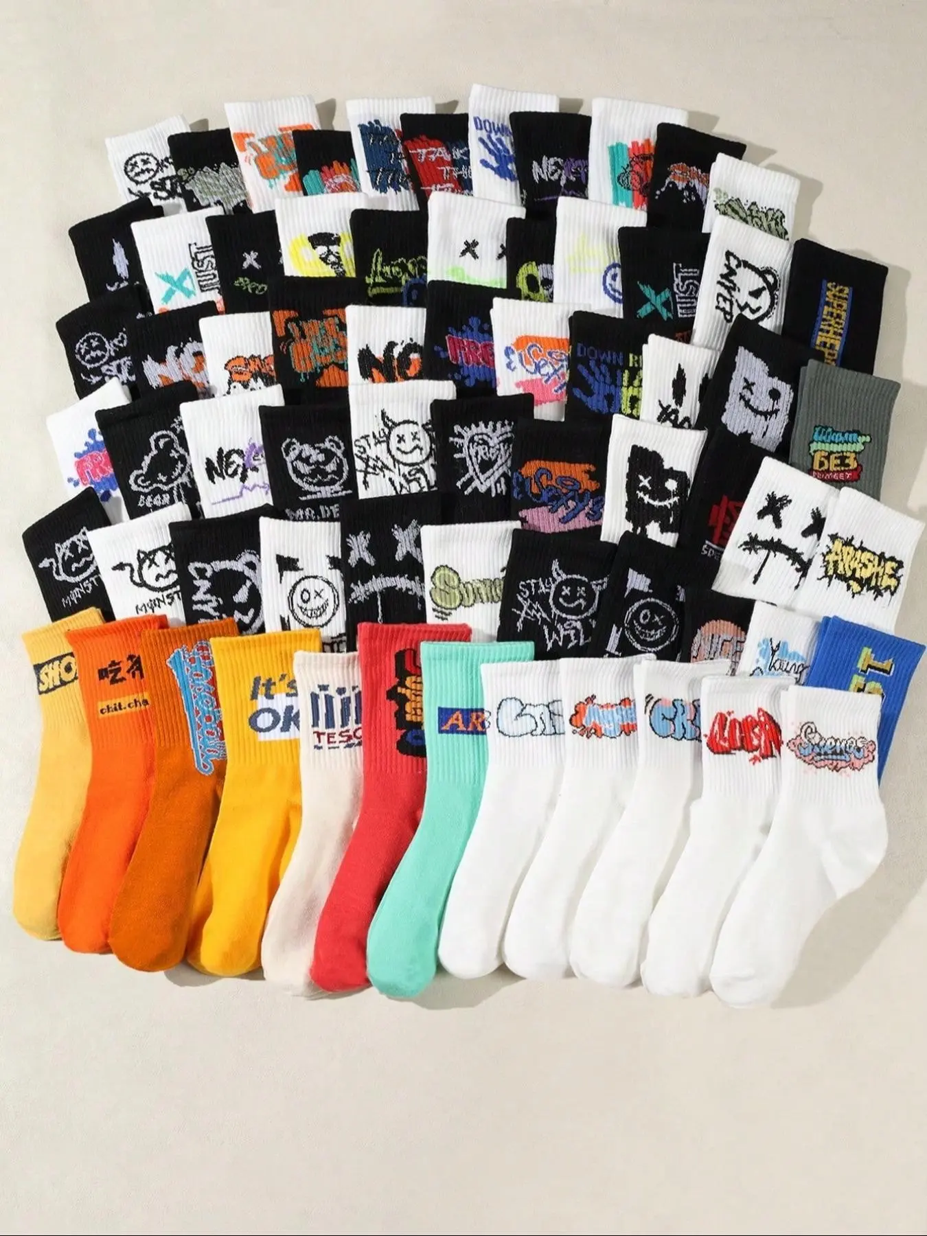 Men's Crew Socks, Abstract Pop Art Print, Casual Street Style, Casual Fashion Socks, Comfortable Soft Mid-Calf Socks, Unisex Basketball Socks, Polo Socks, All Seasons