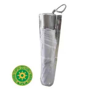 WHITE UMBRELLA GIRL 9"