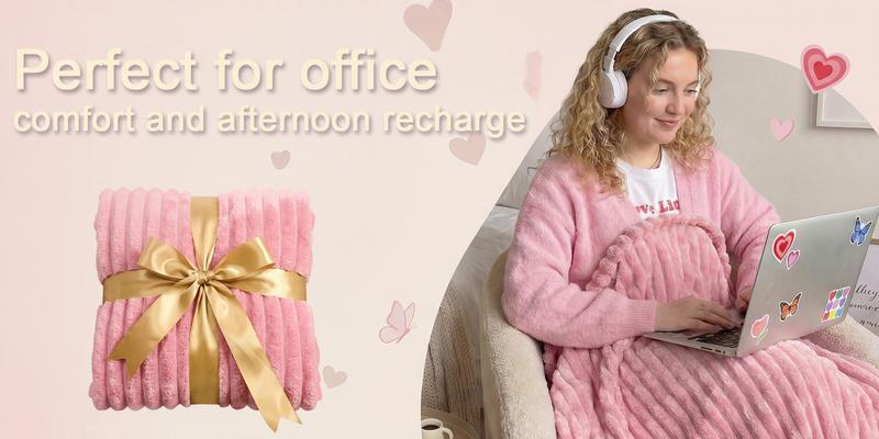 Raybee Soft Throw Blanket for Couch- Cozy Blanket for Women,Portable Cute Fleece Blanket for Girls,Holiday Birthday Gifts for Family, Room Home Boho Fall Decor,Bedroom,Travel,Camping,Office