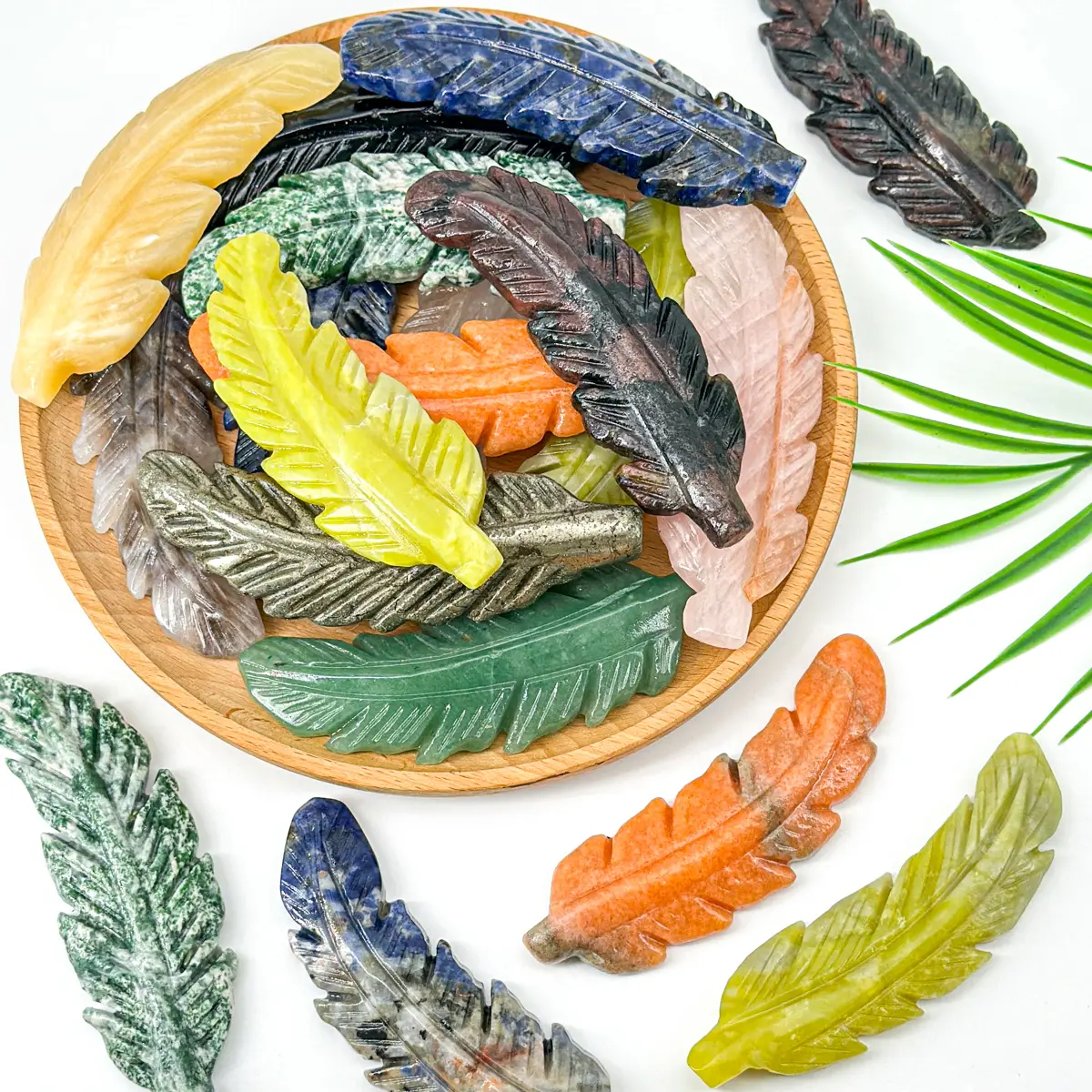 【Star Gate】1 count "Exquisite crystal Feather Figurines - Natural Crystal Decor | Graceful & Symbolic"